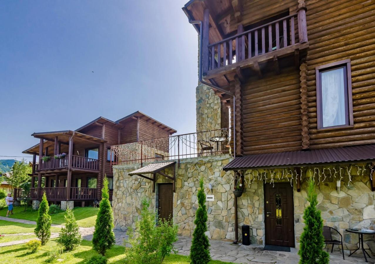 Klen Family Villa Mykulychyn Exterior photo