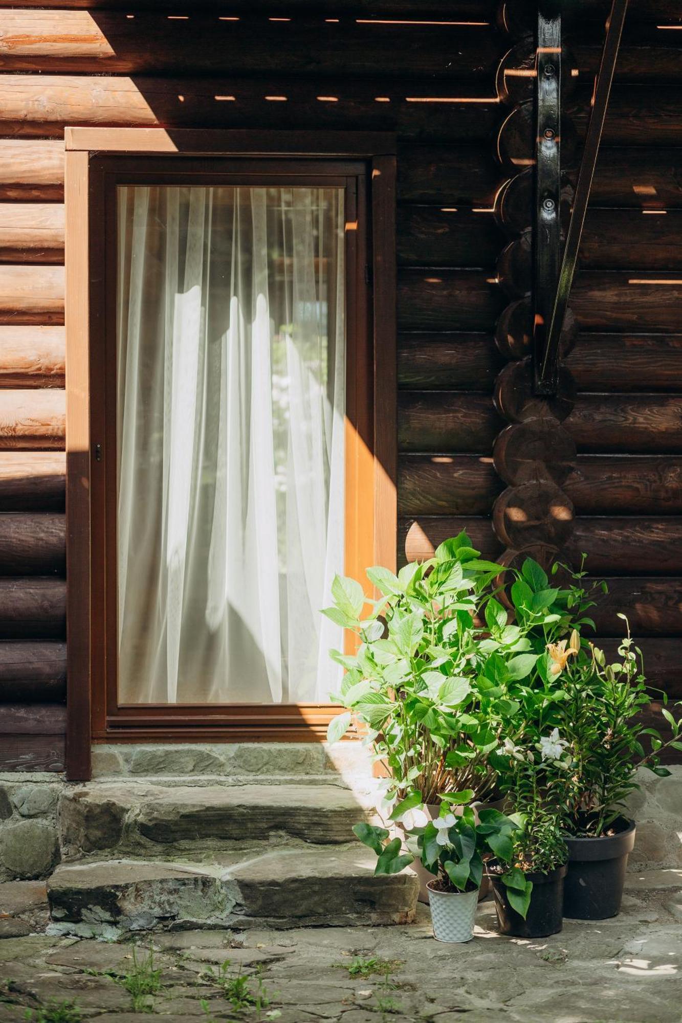 Klen Family Villa Mykulychyn Exterior photo